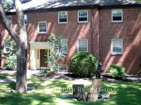 2 bed, 1 bath apartment for rent at 75 Wyman St Unit 3, Waban — photo 15 of 17