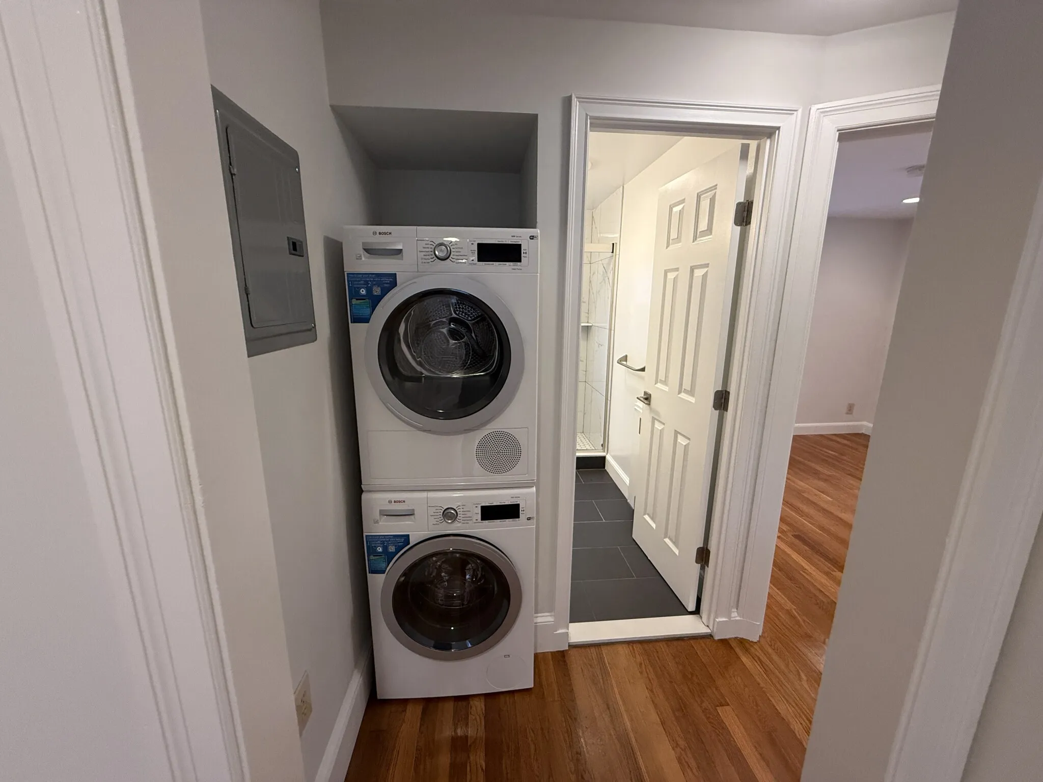 2 bed, 1 bath apartment for rent at 75 Wyman St Unit 3, Waban — photo 6 of 17