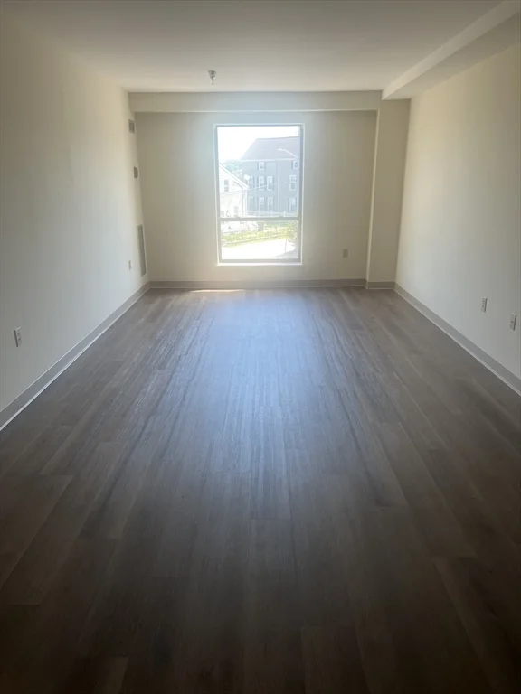 2 bed, 1 bath apartment for rent at 750 Davol St Unit 221, Fall River — photo 5 of 21