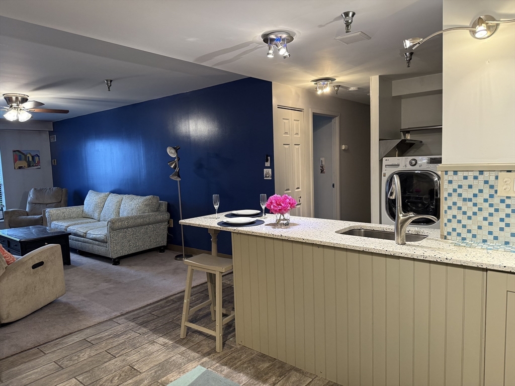2 bed, 1 bath apartment for rent at 750 Davol St Unit 324, Fall River — photo 12 of 18