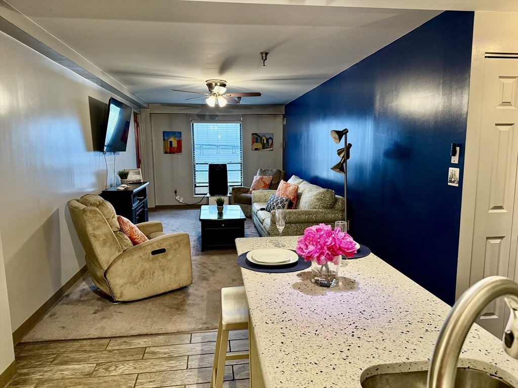 2 bed, 1 bath apartment for rent at 750 Davol St Unit 324, Fall River — photo 10 of 18
