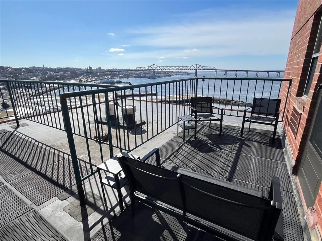 2 bed, 2 bath apartment for rent at 750 Davol St Unit 814, Fall River — photo 10 of 13