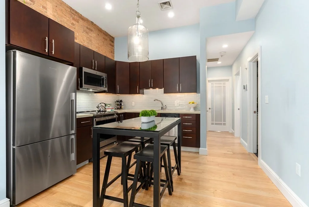 2 bed, 2 bath apartment for rent at 750 E 4th St Unit 2, South Boston — photo 2 of 19