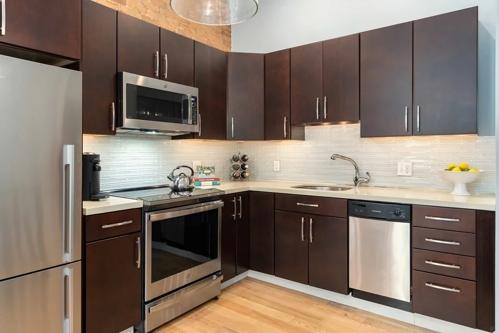 2 bed, 2 bath apartment for rent at 750 E 4th St Unit 2, South Boston — photo 3 of 19