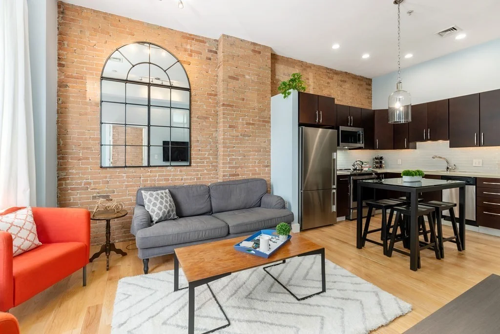 2 bed, 2 bath apartment for rent at 750 E 4th St Unit 2, South Boston — photo 5 of 19