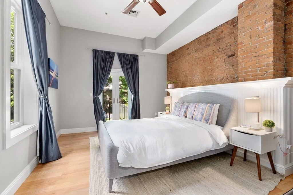 2 bed, 2 bath apartment for rent at 750 E 4th St Unit 2, South Boston — photo 6 of 19