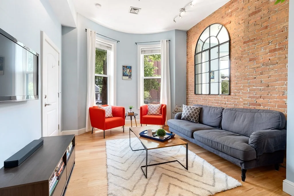 2 bed, 2 bath apartment for rent at 750 E 4th St Unit 2, South Boston — photo 4 of 19
