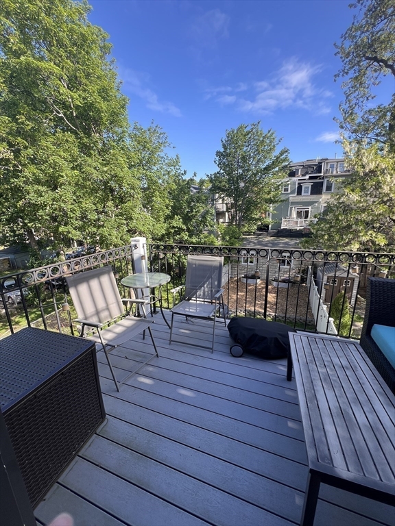 2 bed, 2 bath apartment for rent at 750 E 4th St Unit 3, South Boston — photo 9 of 9