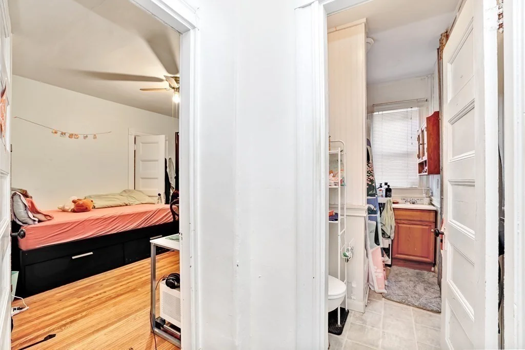 3 bed, 1 bath apartment for rent at 753 Boylston Unit 1, Chestnut Hill — photo 8 of 14
