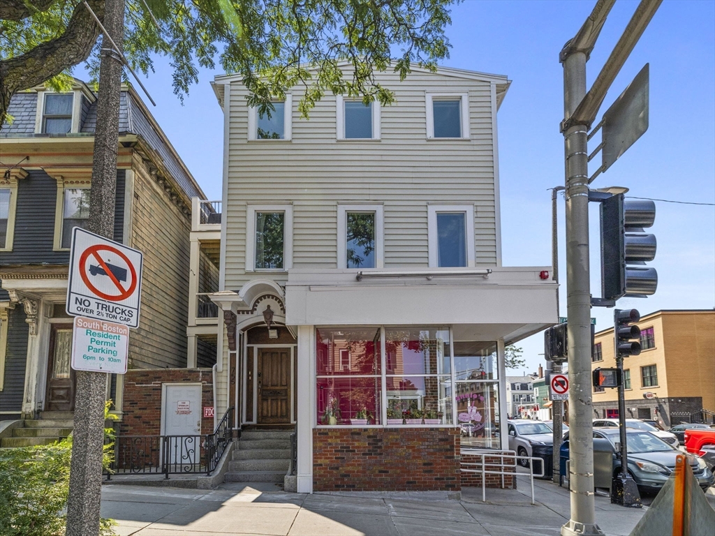 2 bed, 2 bath apartment for rent at 753 East Broadway Unit 2, South Boston — photo 19 of 20