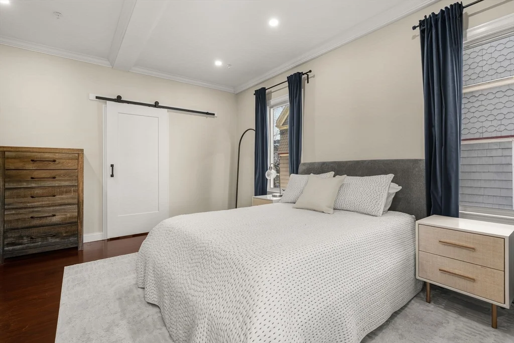2 bed, 2 bath apartment for rent at 753 East Broadway Unit 2A, South Boston — photo 8 of 17