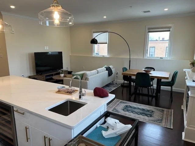 3 bed, 2 bath apartment for rent at 753 East Broadway Unit 3, South Boston — photo 11 of 25