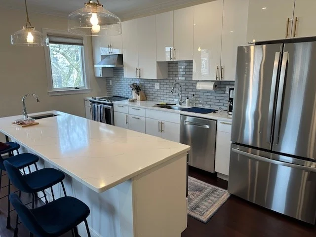 3 bed, 2 bath apartment for rent at 753 East Broadway Unit 3, South Boston — photo 8 of 25