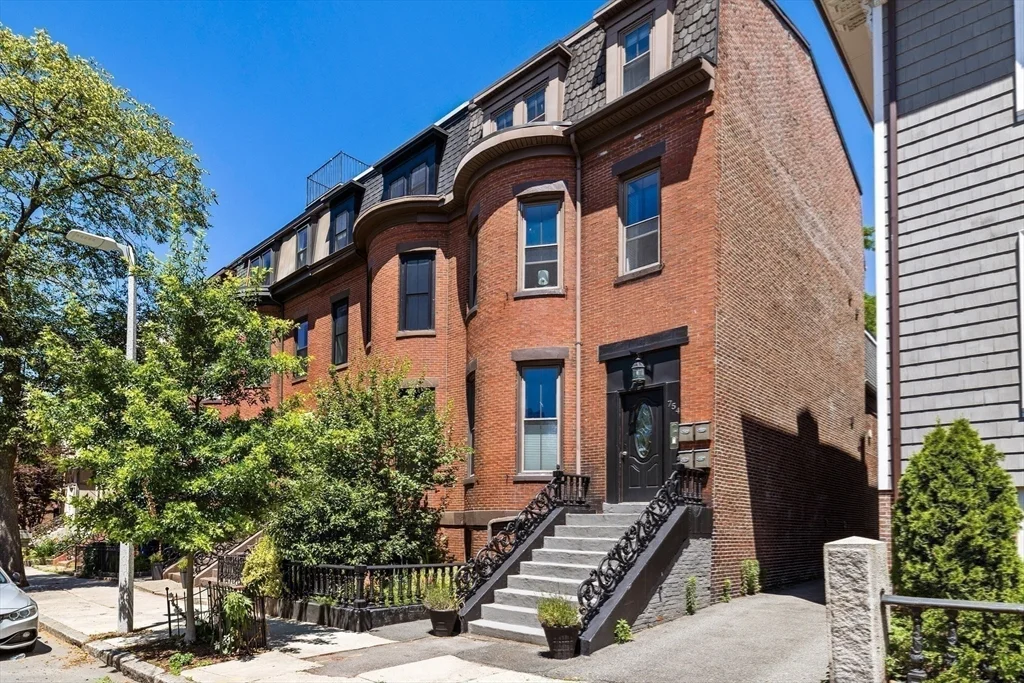 1 bed, 1 bath apartment for rent at 754 E 4th Unit 1, South Boston — photo 24 of 26