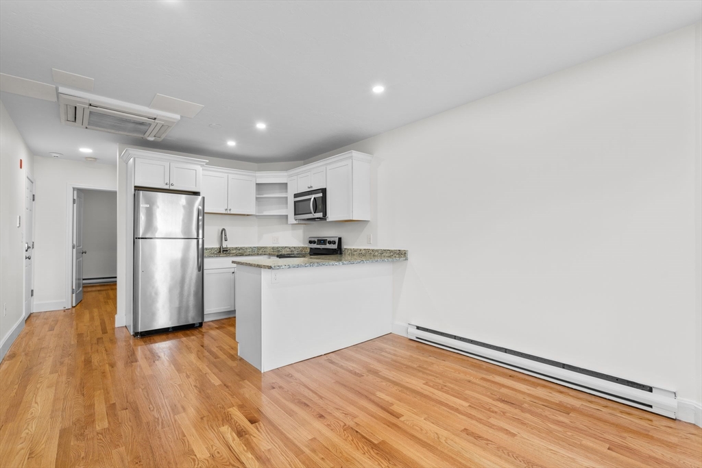1 bed, 1 bath apartment for rent at 754 Huntington Ave Unit 1, Mission Hill — photo 4 of 13