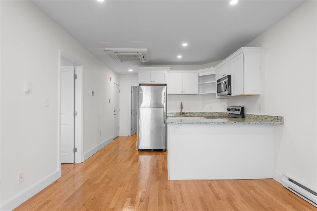 1 bed, 1 bath apartment for rent at 754 Huntington Ave Unit 1, Mission Hill — photo 9 of 13
