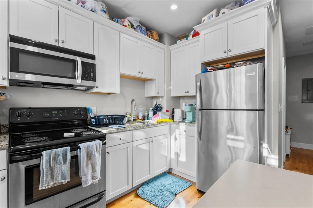 1 bed, 1 bath apartment for rent at 754 Huntington Ave Unit 4, Mission Hill — photo 8 of 12