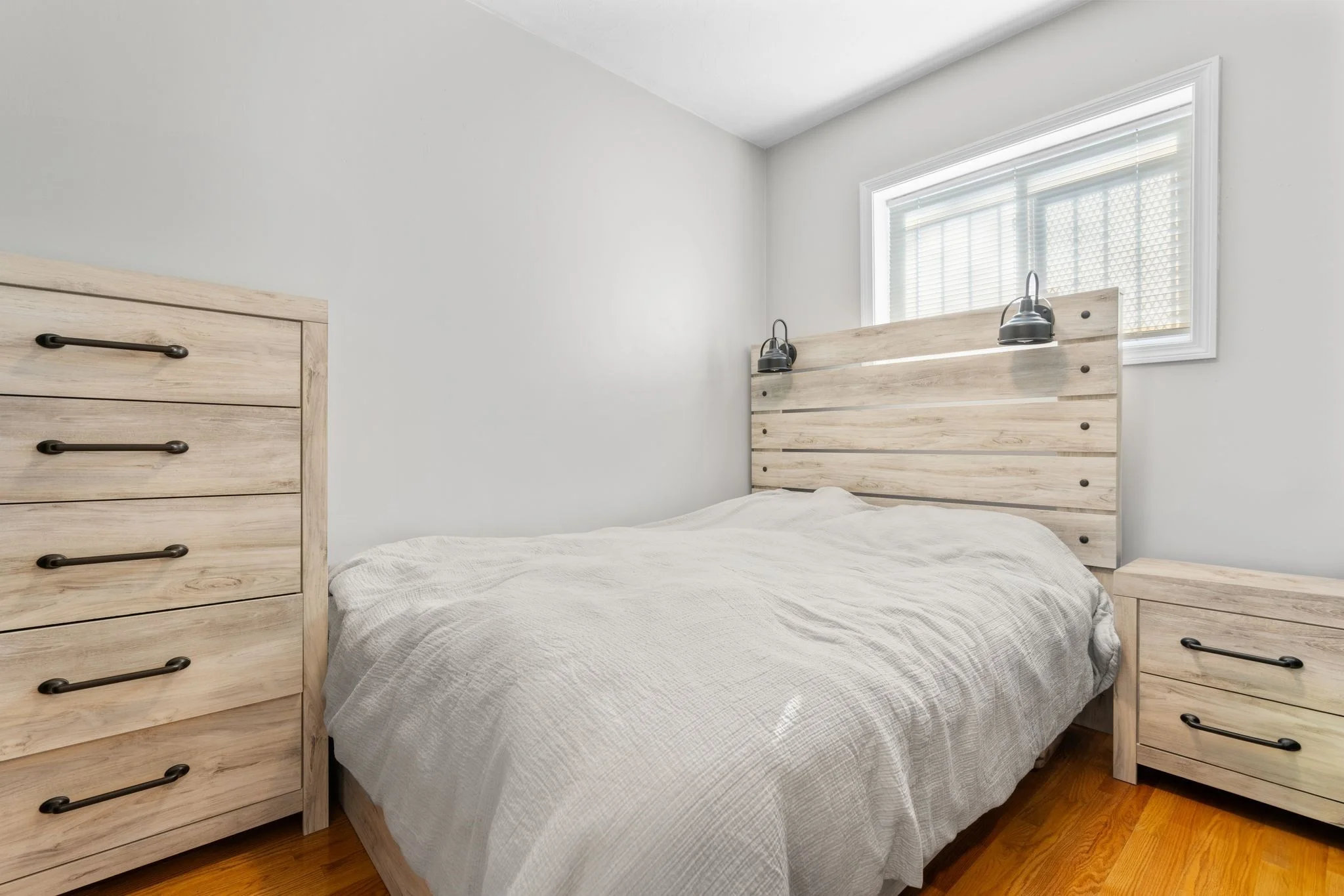 1 bed, 1 bath apartment for rent at 754 Huntington Ave Unit 4, Mission Hill — photo 3 of 4