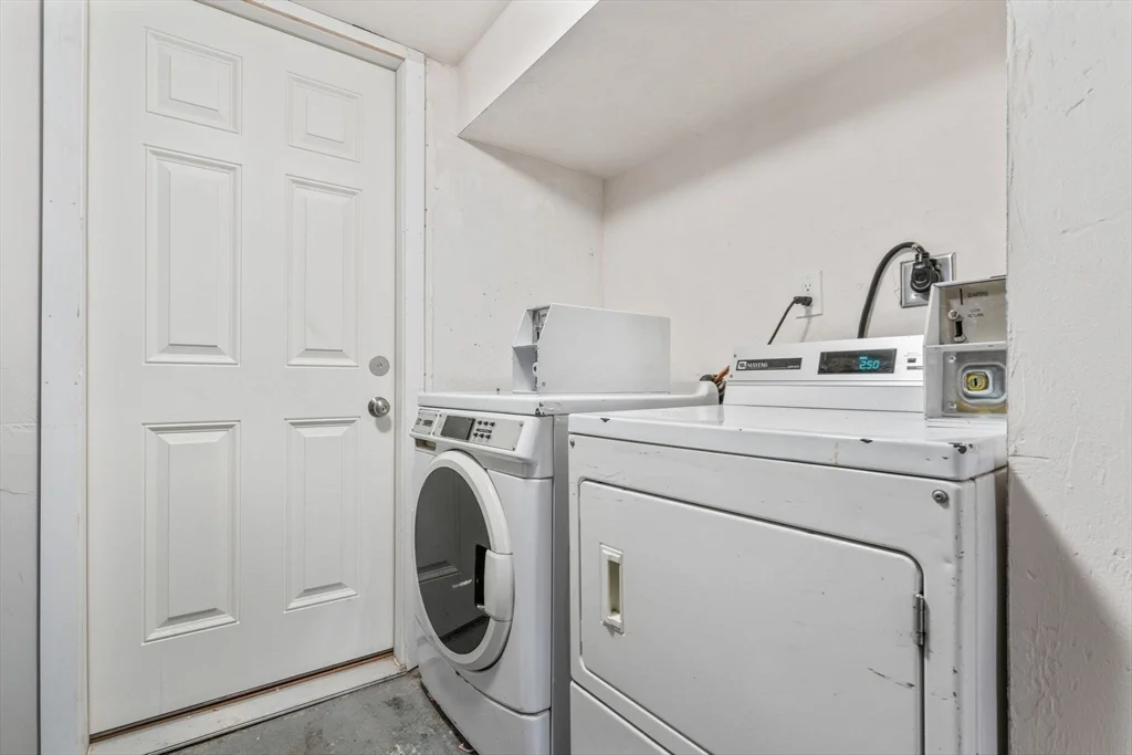 1 bed, 1 bath apartment for rent at 754 Huntington Unit 6, Mission Hill — photo 10 of 10
