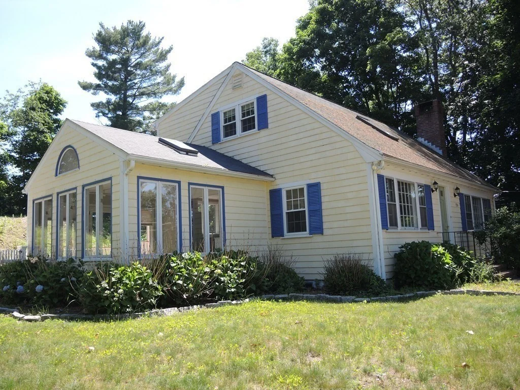 3 bed, 2 bath apartment for rent at 755 Central Ave, Needham — photo 2 of 22