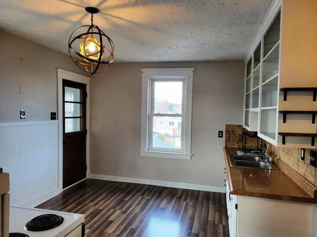 1 bed, 1 bath apartment for rent at 755 Franklin St Unit 2, Worcester — photo 4 of 17