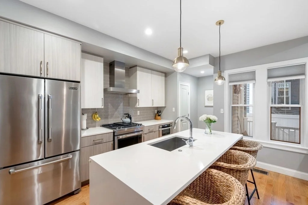 2 bed, 2 bath apartment for rent at 756 E 6th St Unit 1, South Boston — photo 9 of 18