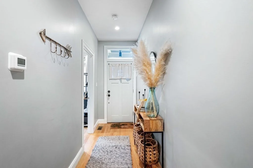 2 bed, 2 bath apartment for rent at 756 E 6th St Unit 1, South Boston — photo 13 of 18