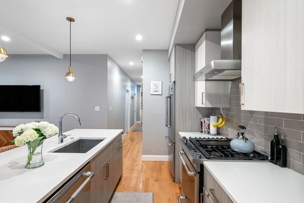 2 bed, 2 bath apartment for rent at 756 E 6th St Unit 1, South Boston — photo 7 of 18
