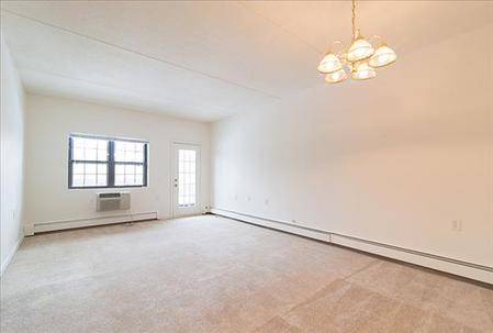 2 bed, 1 bath apartment for rent at 757 Highland Ave Unit 104S, Needham Heights — photo 2 of 5