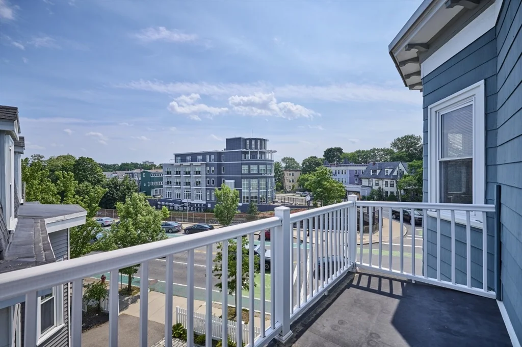 3 bed, 1 bath apartment for rent at 757 Somerville Ave Unit 3, Porter Square — photo 11 of 13