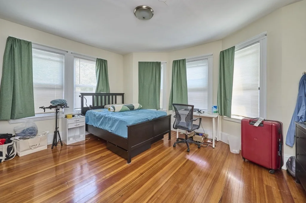 3 bed, 1 bath apartment for rent at 757 Somerville Ave Unit 3, Porter Square — photo 7 of 13