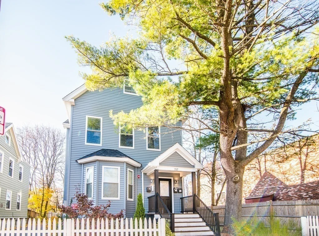 3 bed, 2 bath apartment for rent at 757 Washington St Unit 1, Dorchester — photo 1 of 29