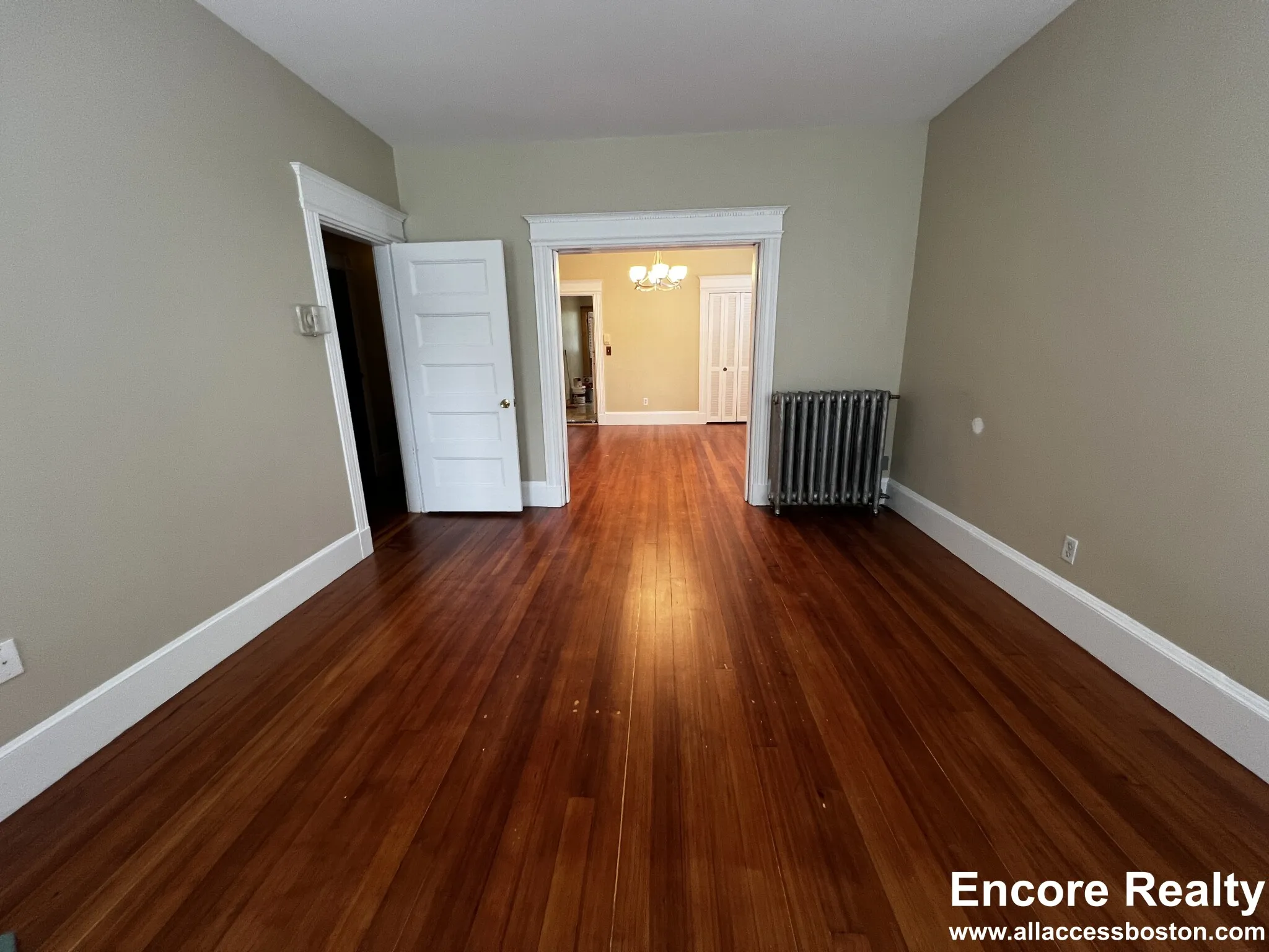 3 bed, 1 bath apartment for rent at 759 Boylston St Unit 2a, Chestnut Hill — photo 5 of 20