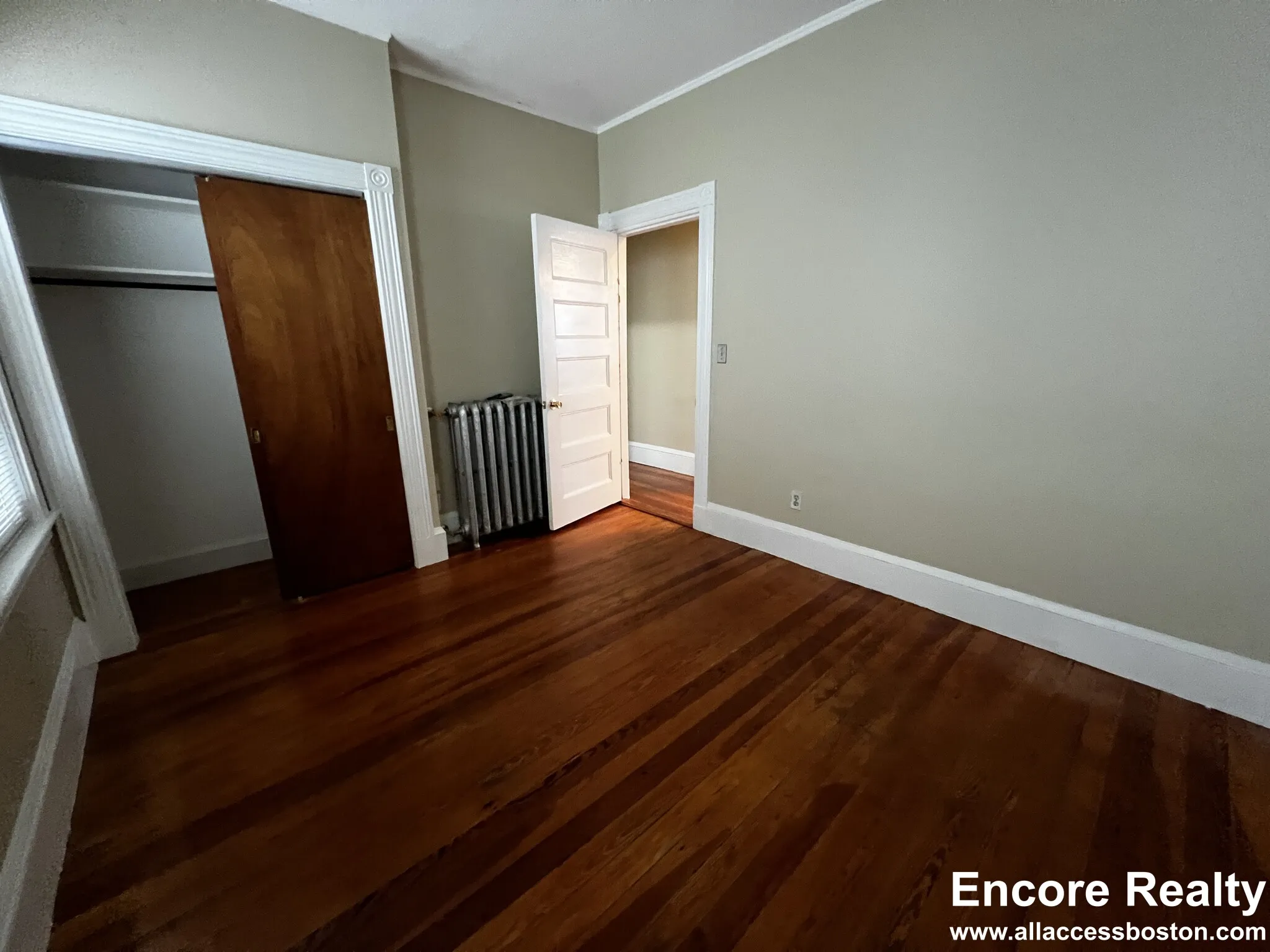 3 bed, 1 bath apartment for rent at 759 Boylston St Unit 2a, Chestnut Hill — photo 13 of 20