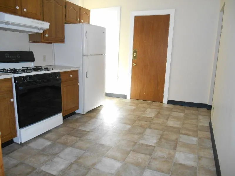 3 bed, 2 bath apartment for rent at 759 Columbia Rd Unit 1, Dorchester — photo 4 of 15