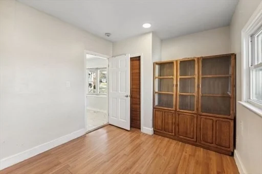 3 bed, 1 bath apartment for rent at 76 19th St Unit A, Lowell — photo 12 of 12