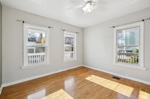 3 bed, 1 bath apartment for rent at 76 19th St Unit A, Lowell — photo 11 of 12