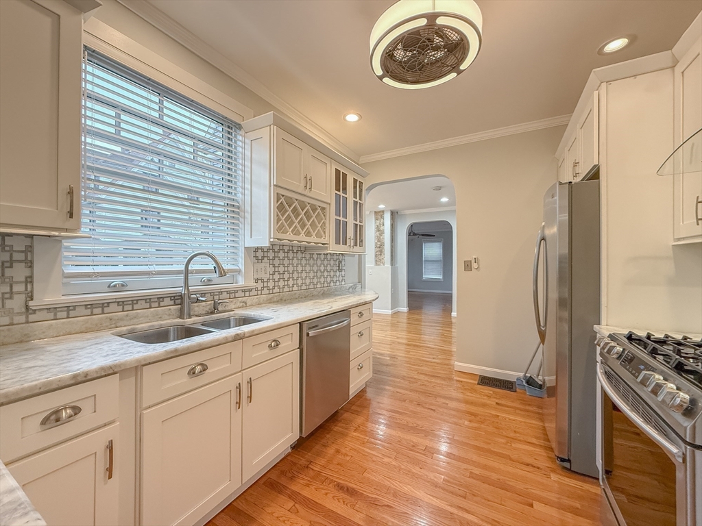 2 bed, 2 bath apartment for rent at 76-78 Bird St Unit 78, Dorchester — photo 8 of 20