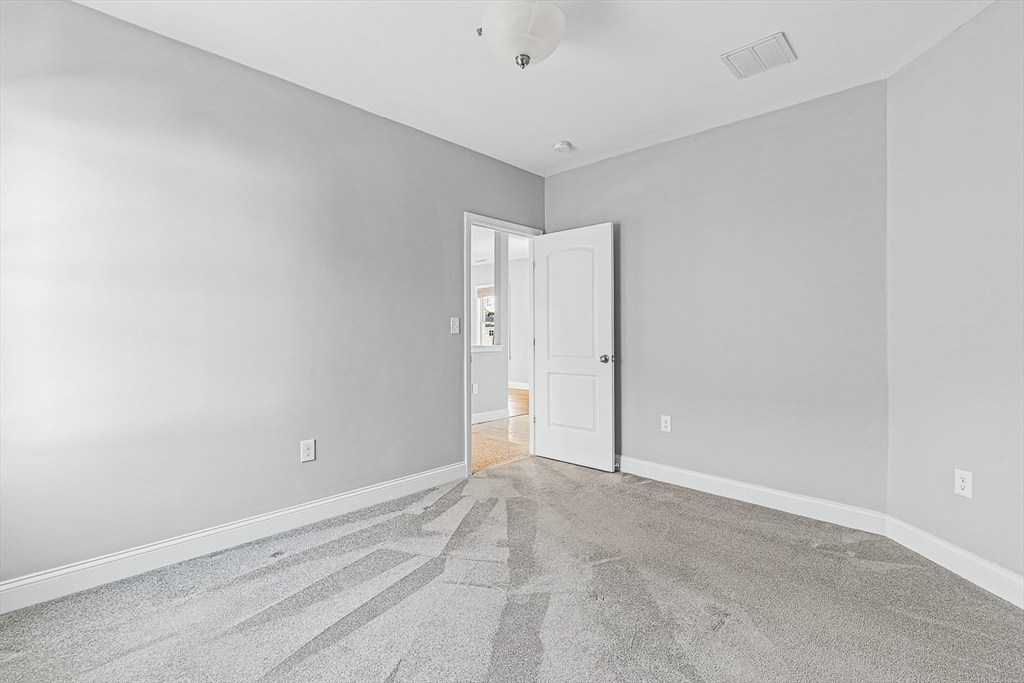 3 bed, 1 bath apartment for rent at 76-78 Bradbury Ave Unit 78, Medford — photo 25 of 32