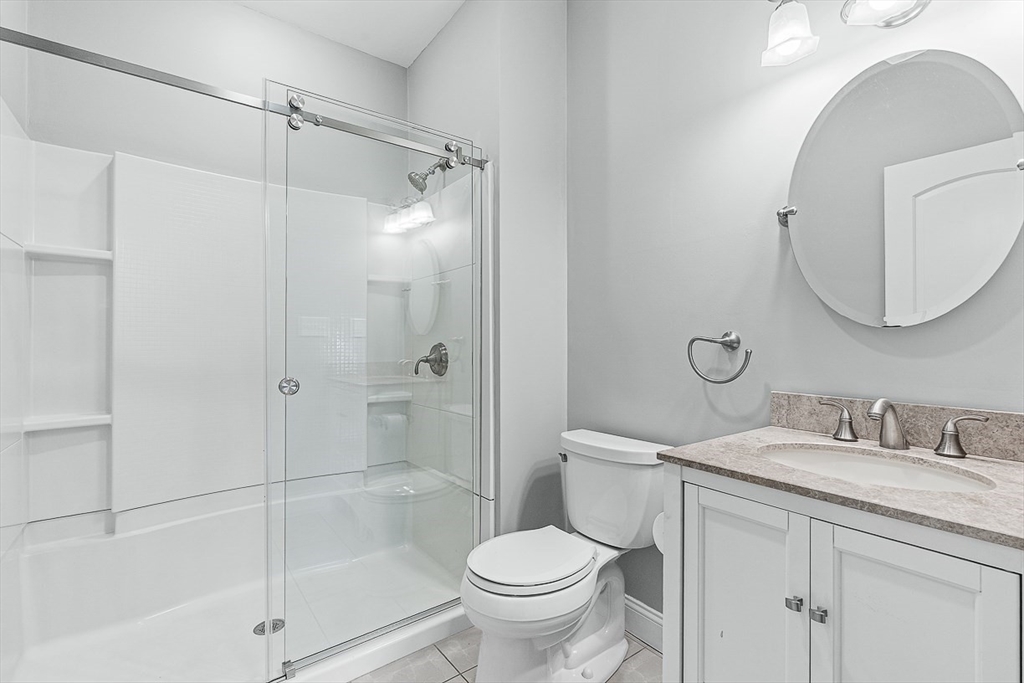 3 bed, 1 bath apartment for rent at 76-78 Bradbury Ave Unit 78, Medford — photo 11 of 32