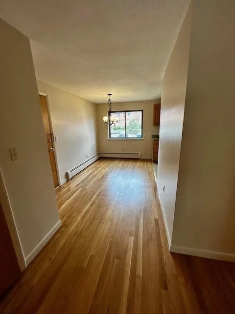 2 bed, 1 bath apartment for rent at 76 B Charles River Rd Unit 76B, Waltham — photo 4 of 20