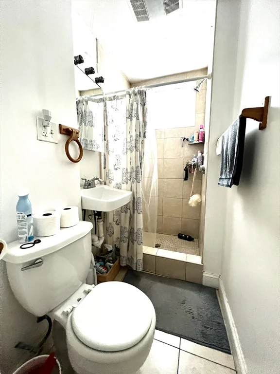 4 bed, 2 bath apartment for rent at 76 Babcock St Unit 1, North Brookline — photo 16 of 16