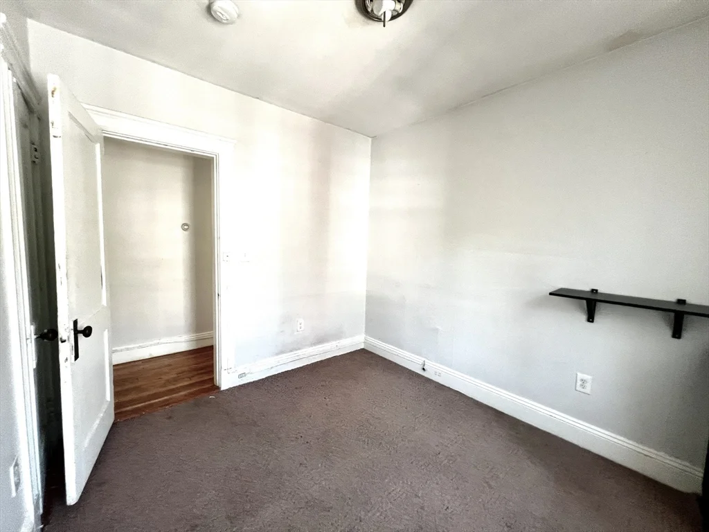5 bed, 1 bath apartment for rent at 76 Babcock St Unit 3, Coolidge Corner — photo 14 of 23