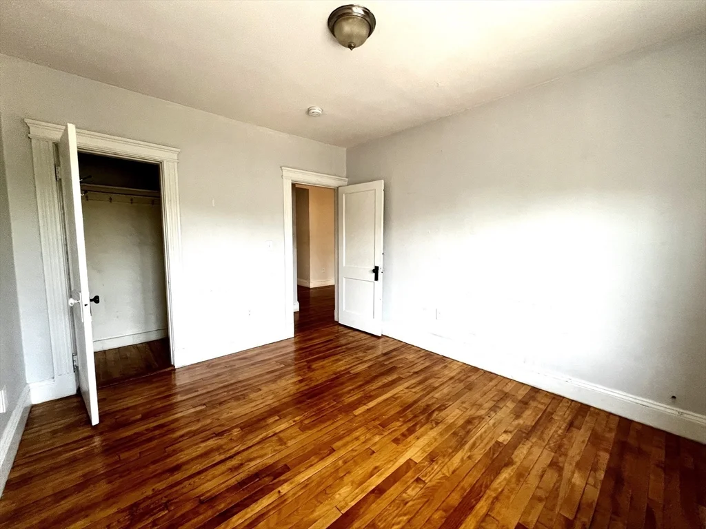5 bed, 1 bath apartment for rent at 76 Babcock St Unit 3, Coolidge Corner — photo 19 of 23