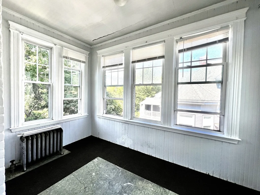 5 bed, 1 bath apartment for rent at 76 Babcock St Unit 3, Coolidge Corner — photo 10 of 23