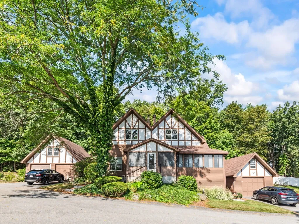 2 bed, 2 bath apartment for rent at 76 Bancroft St Unit C3, Pakachoag Hill — photo 41 of 42