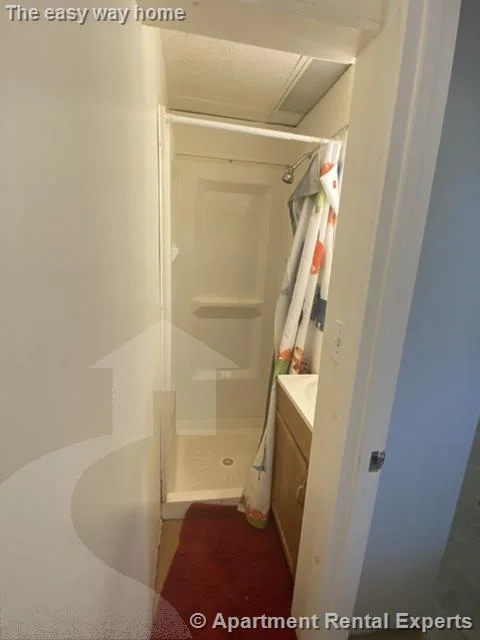 4 bed, 2 bath apartment for rent at 76 Beacon St, Union Square — photo 11 of 15