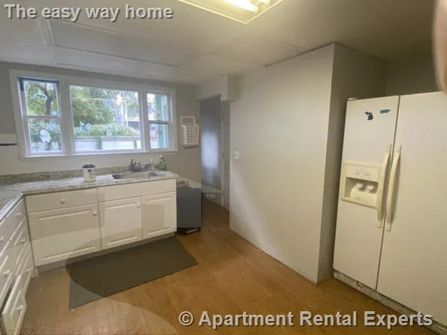 4 bed, 2 bath apartment for rent at 76 Beacon St, Union Square — photo 15 of 15