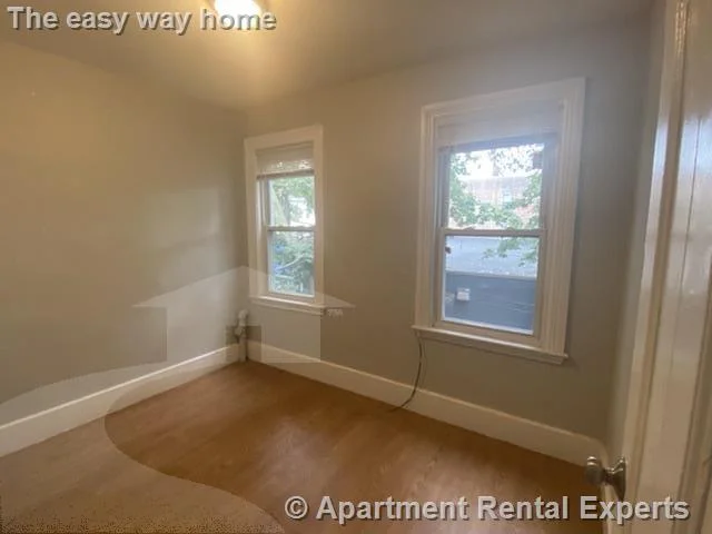 4 bed, 2 bath apartment for rent at 76 Beacon St, Union Square — photo 1 of 15