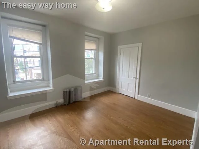 4 bed, 2 bath apartment for rent at 76 Beacon St, Union Square — photo 4 of 15